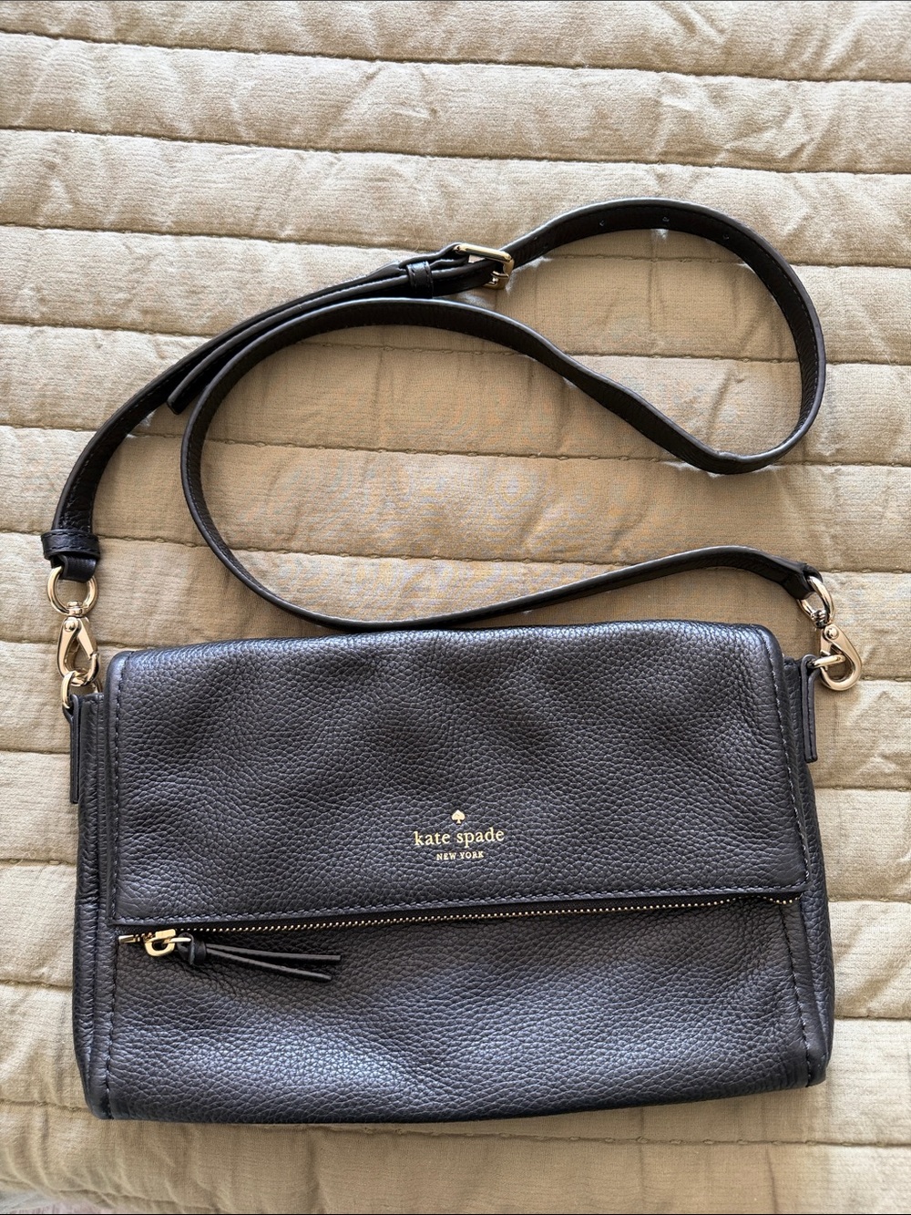 Kate Spade Crossbody with Adjustable Strap, Great Condition!